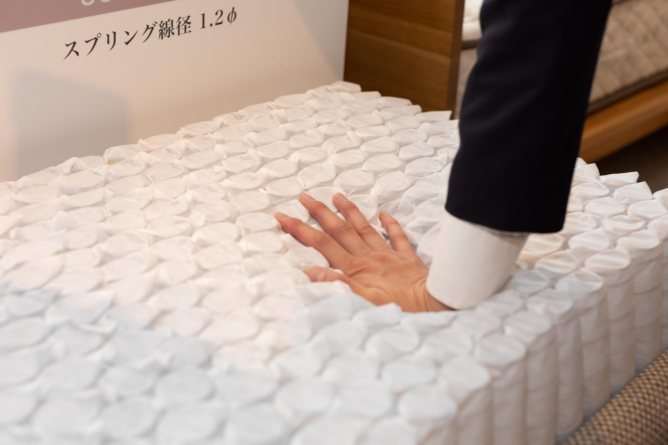 日本ベッド 役員×愛用者大木様のインタビュー中写真